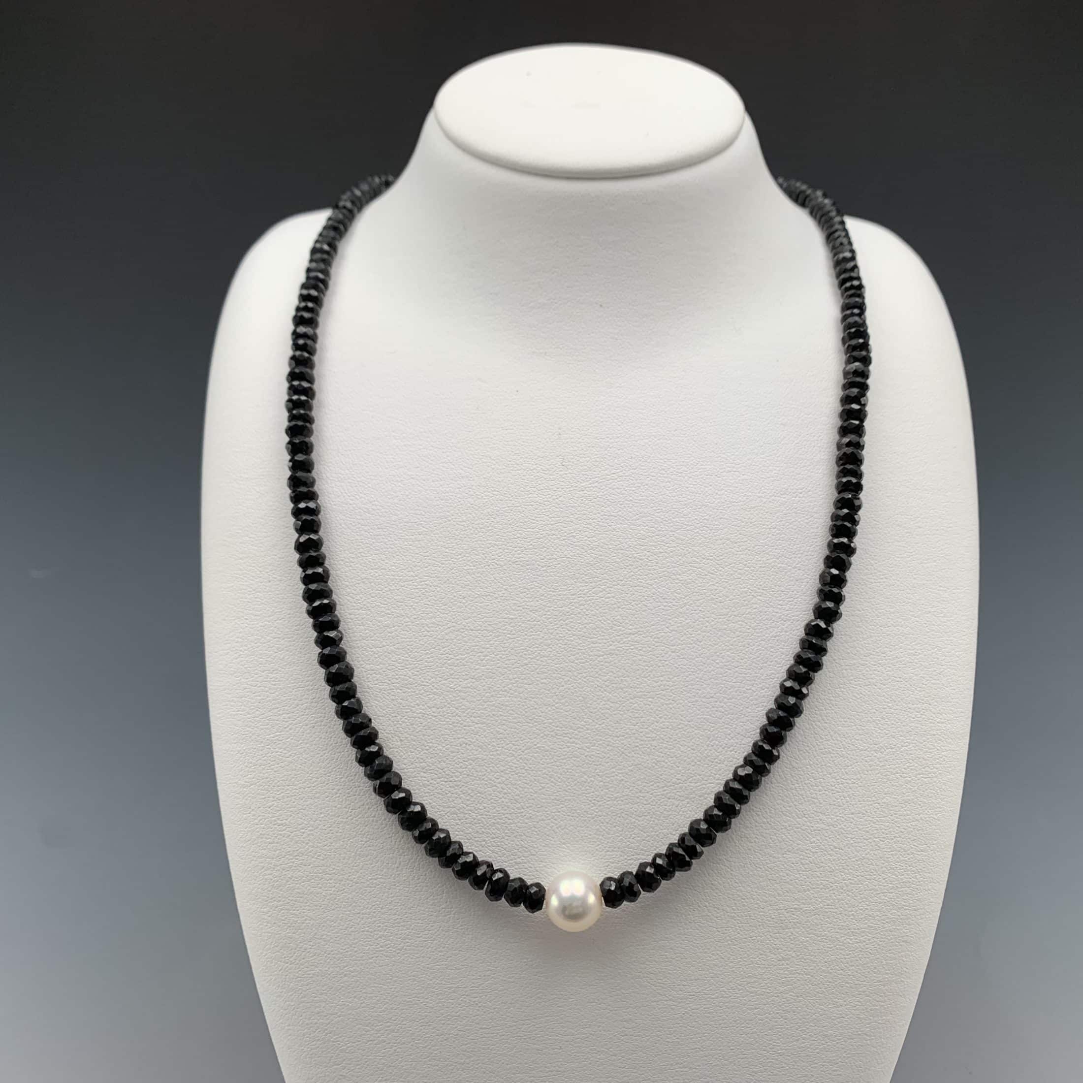 アコヤ真珠とブラックスピネルのメンズネックレス (A-N-M01) | パール